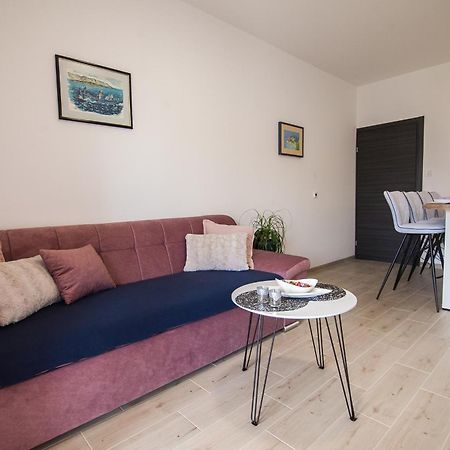 Family Apartments Brach Bol Zewnętrze zdjęcie