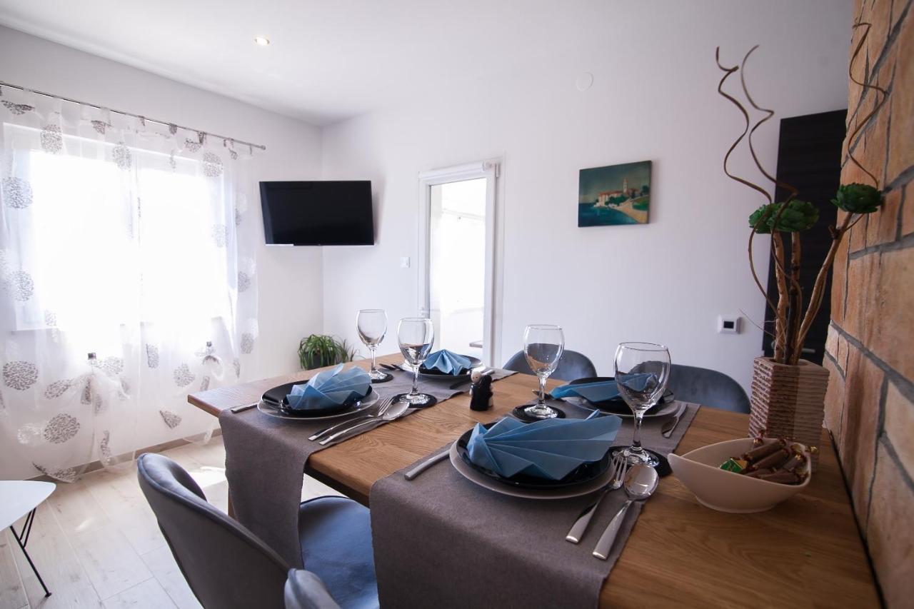 Family Apartments Brach Bol Zewnętrze zdjęcie
