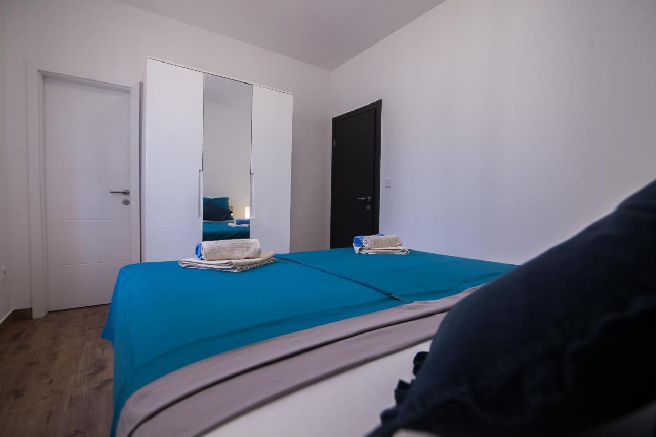 Family Apartments Brach Bol Zewnętrze zdjęcie