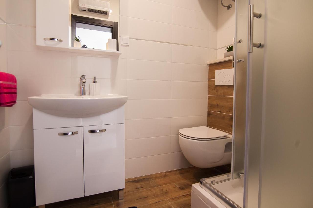 Family Apartments Brach Bol Zewnętrze zdjęcie