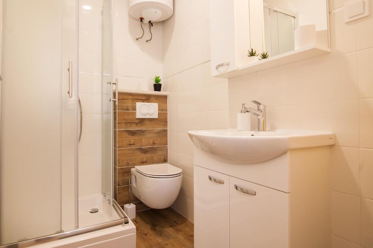 Family Apartments Brach Bol Zewnętrze zdjęcie