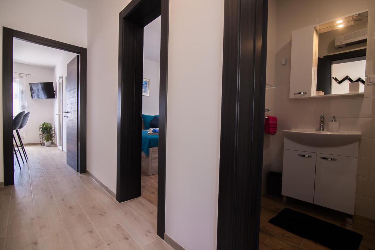 Family Apartments Brach Bol Zewnętrze zdjęcie
