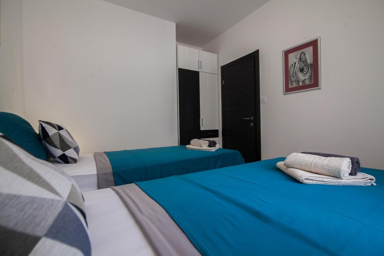 Family Apartments Brach Bol Zewnętrze zdjęcie