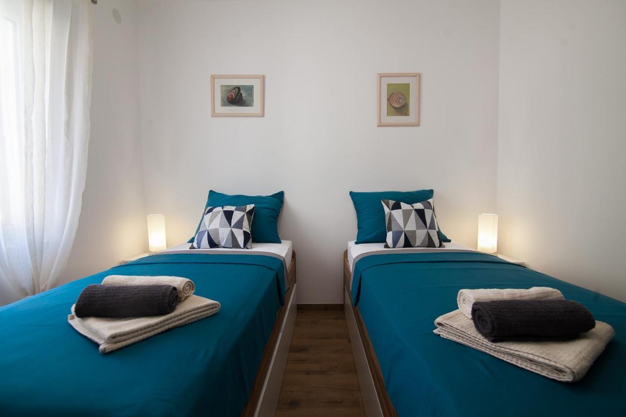 Family Apartments Brach Bol Zewnętrze zdjęcie