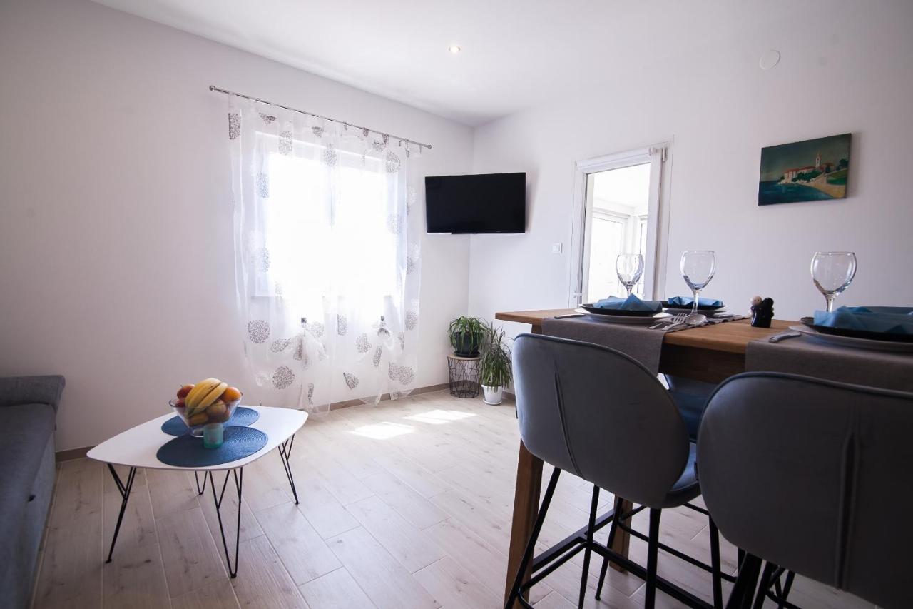 Family Apartments Brach Bol Zewnętrze zdjęcie