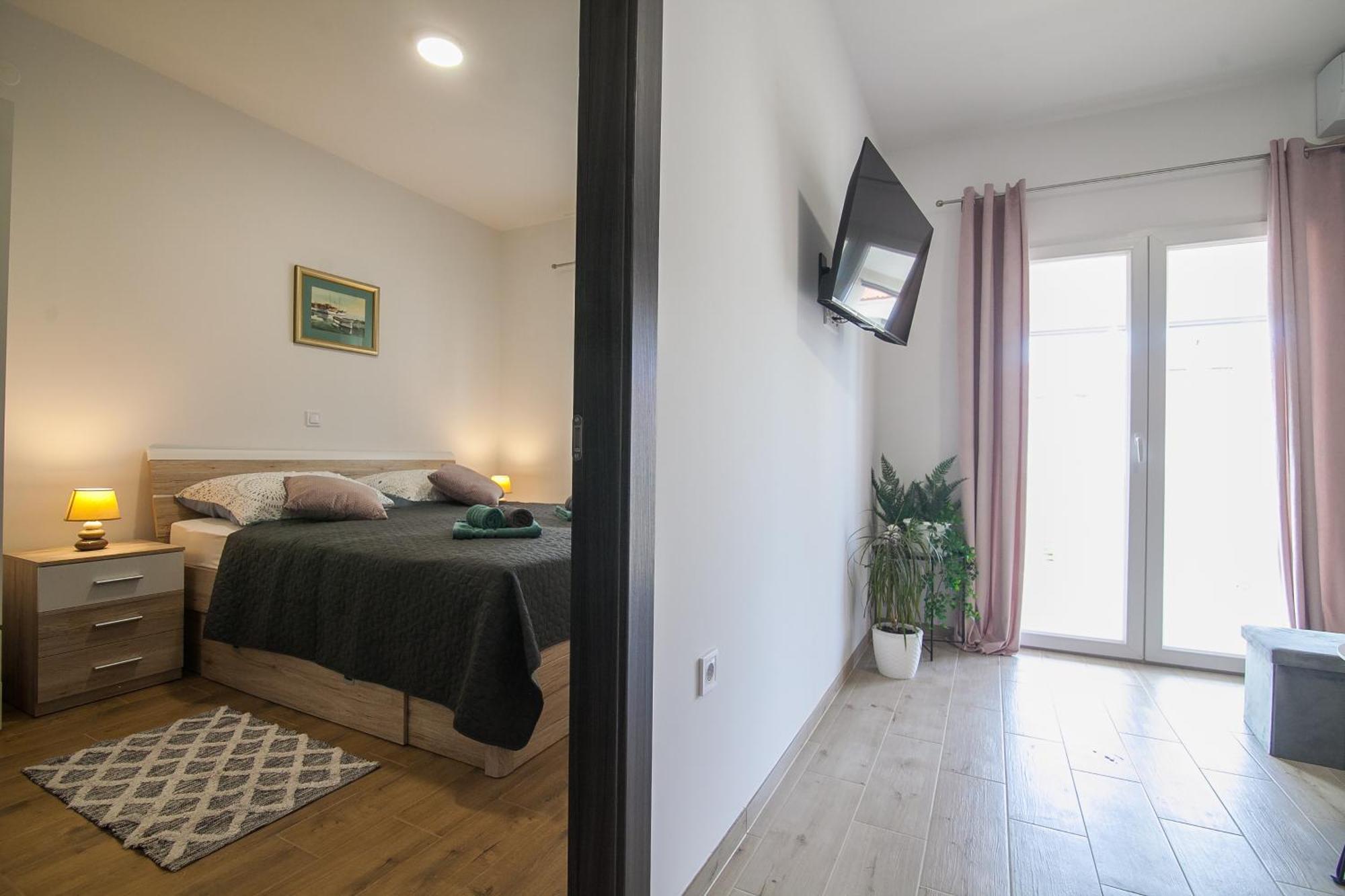 Family Apartments Brach Bol Zewnętrze zdjęcie